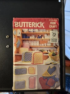 Vintage '80s Butterick Nettle Creek Appliance Covers, Mitt, & Potholder Patterns - Picture 1 of 3