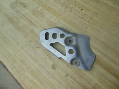1997 - 2005 KAWASAKI KDX 200 220 250 后轮 Master CYLINDER GUARD 55020-1487 保护套 — 第 1/2 张图片