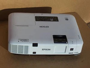 Epson PowerLite 1925W LCD Projector  4000 ANSI Lumens - Picture 1 of 12
