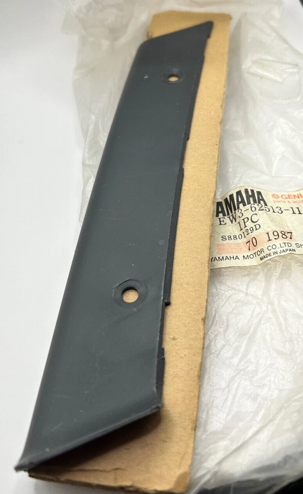 OEM YAMAHA GUNNEL STERN 1987 1988 WJ500 WAVE JAMMER WJ 500 GUNWALE TRIM PANEL - Image 1 of 3