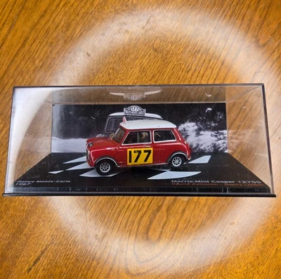 1/43 IXO RAC086 MORRIS MINI COOPER S LBL6D RALLY MONTE CARLO 1967 RAUNO AALTONEN - Image 1 of 3