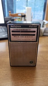 WESTINGHOUSE MINIATURE 9 TRANSISTOR RADIO MODEL H-914P8GPC Rare SLIDE TUNING - Picture 1 of 13