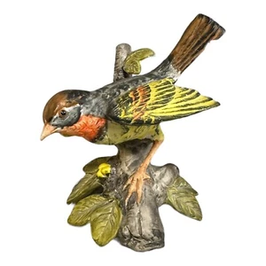 UCTCI Bird Figurine Pekin Robin Leafy Branch Japan Bisque Realistic 5" VTG 1982 - Picture 1 of 10