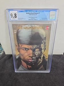 The Walking Dead Deluxe #7 - Gold Foil Variant - CGC 9.8 - Picture 1 of 3