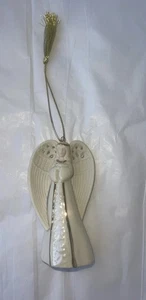 LENOX Angel Of Peace Ornament New In Box $60 4.5” - Picture 1 of 8