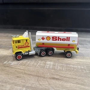 MAJORETTE 1:87 Diecast Shell Tanker Semi Truck (Made In France) Yellow - Picture 1 of 13