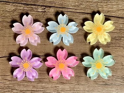 Dijes para zapatos Sakura pastel flor de cerezo 26 mm 6 piezas para cocodrilos o cordones para zapatos Foto 1 de 4