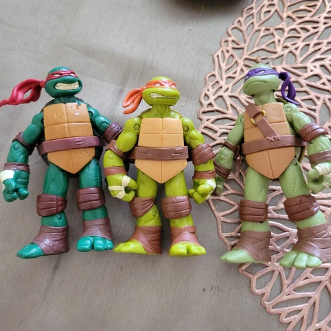 Teenage Mutant Ninja Turtles 2012 Collection Action Figure Lot - 3 Piece Lot Cover