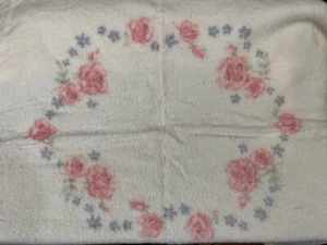 Vintage White Pink Roses Blue Ribbon Baby Blanket Reversible Satin Trim - Picture 1 of 7