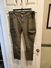 Levi Strauss Women’s 711 Skinny Jeans / Waist 33 / Green / Cargo / zip at ankles