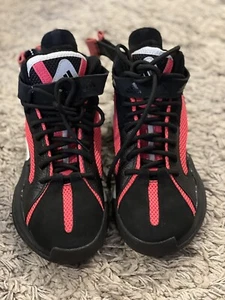 Adidas Posterize Shoes Core Black/Shock Red/Silver Men’s Size 6.5 EG6879 - Picture 1 of 5