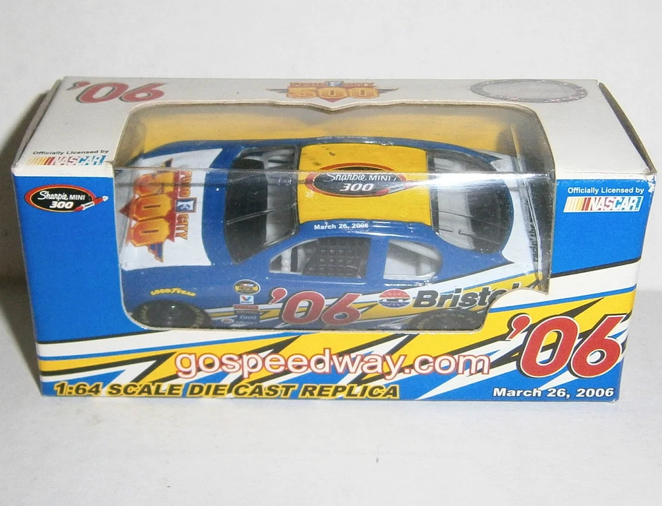 NASCAR Bristol Motor Speedway 2006 Food City 500 Team Caliber 1 64 Diecast Car