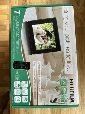 Fujifilm 7" Digital Photo Frame - remote control  - Image 1 of 2