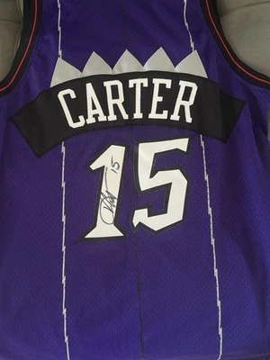 Camiseta Mitchell & Ness de la NBA firmada 1998-99 por Vince Carter Toronto Raptors AUTÉNTICA Foto 1 de 4