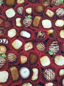 100% cotton quilting fabric ROBERT KAUFMAN Christmas candy red 2+ yds sweet shop - Picture 1 of 12