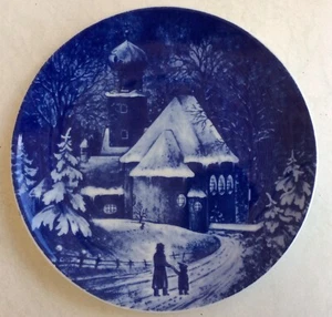 Porzellanwandteller Royal Bavaria 1976 Kirche von Kochel am See - Bild 1 von 3