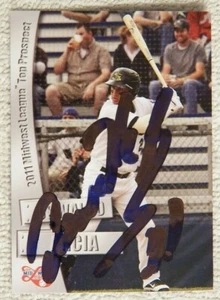 Minnesota Twins Oswaldo Arcia Signed 2011 MWL Top Prospect Card Auto - Picture 1 of 1