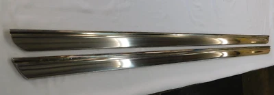 Nuevo de Lote Original Ford 1966 Galaxie 500 Acero Inoxidable Panel basculante Molduras Par de molduras Foto 1 de 4