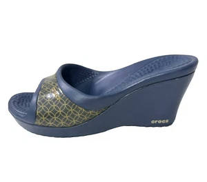 SANDALI SLIP-ON CROCS BLU ZEPPA TACCO, DESIGN ORO SUL CINTURINO ANTERIORE, TAGLIA 4 - Foto 1 di 5