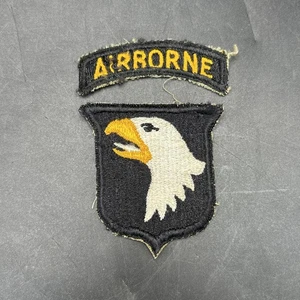 Vintage WWII WW2 101st Airborne The Screaming Eagles w/ White Tongue & Tab - Picture 1 of 6