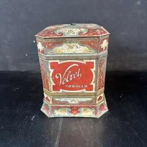 ANTIGUA LATA DE TABACO DE TERCIOPELO SPAULDING & MERRICK EDICIÓN NAVIDAD DÉCADA DE 1900 - Imagen 1 de 6