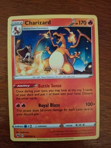 Charizard Rare SWSH04: Vivid Voltage 025/185 NM - Bild 1 von 1