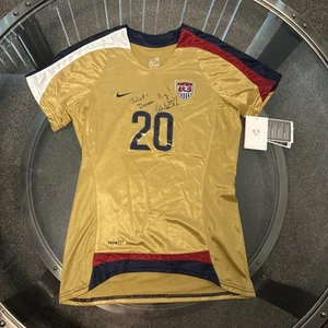 Autographed Abby Wambach USA Soccer Jersey, Women's Size XS Gold - Picture 1 of 14