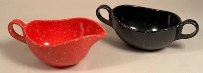 Crema y azúcar moteada Midcentury, naranja quemada y negro Foto 1 de 4