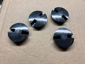 Vintage Tamiya Avante Buggy Wheel Center Caps 4 - Picture 1 of 2