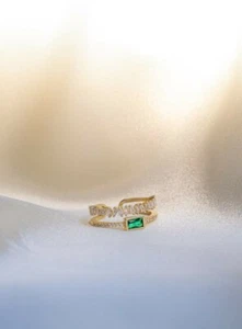 Gold adjustable double ring with emerald stone and diamonds. Copper/Alloy zircon - Picture 1 of 4