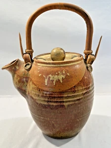 Jarra lanzada de cerámica vintage de 12 pulgadas Ed Shrock con mango de bambú - Imagen 1 de 7