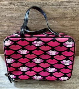 Victoria’s Secret Bag Hanging Cosmetic Bag V.S. Just A Kiss Makeup Case Zip NWOT - Picture 1 of 2