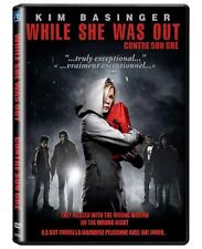 While She Was Out / Contre son gr� (Bilingual) [DVD]