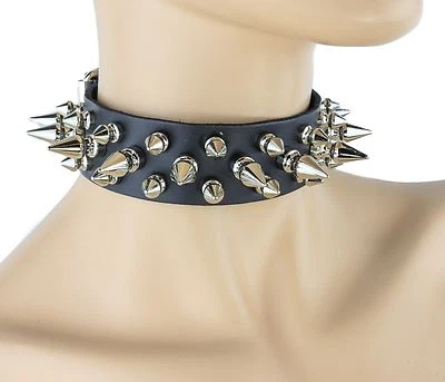 Gargantilla Three Row Spike años 70 estilo punk 31 piezas mixta Spike gótico Death Rock Foto 1 de 4