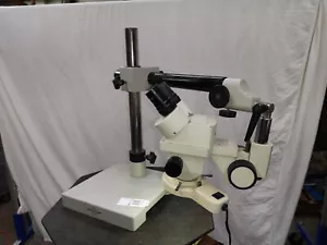 Microscopio estéreo con zoom binocular Accu-Scope con soporte de brazo flexible 104B - Imagen 1 de 6