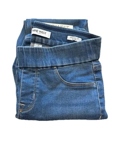 NWT Nine West Heidi Pull On Skinny Jeggings Med Wash Size 4 (671) - Picture 1 of 4