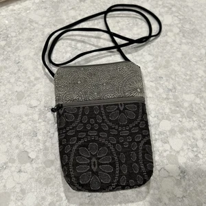 MARUCA Boulder USA Little Buddy kleine Umhängetasche grau/braun/beige geblümt - Bild 1 von 8