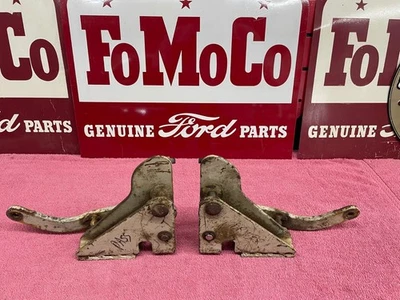 Напольные кронштейны для кабриолета Ford Mercury 1955 1956 годов выпуска L&R - Изображение 1 из 4