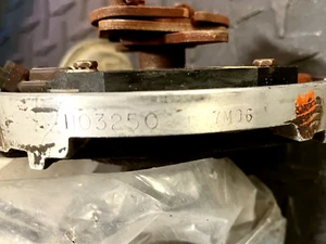 1967 Chevrolet 327 Distributor 1103250 7M06 - Picture 1 of 4