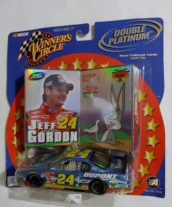 JEFF GORDON #24 2002 WINNER'S CIRCLE - DOUBLE PLATINUM  - STOCK CAR 1:43 - Picture 1 of 9