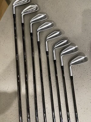 Mizuno JPX 921 Left-Handed 4 Iron-PW-GW - Image 1 of 4