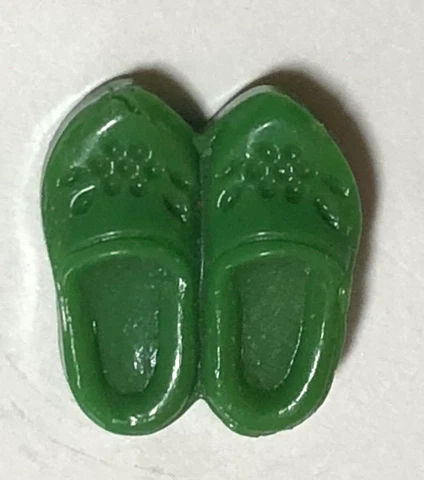 Realistic Green Shoes Vintage Glass Button Incised Flowers- NBS Small Cover