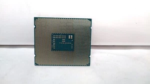Intel Core i7-5820K 3.3GHz SR20S LGA 2011-v3 Six Core CPU Processor - Picture 1 of 7