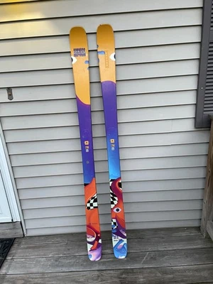 Armada Arv 88, 171 cm 2024  Foto 1 de 4