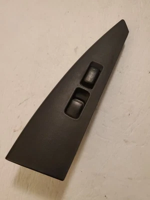 2004-2006 Mitsubishi Endeavor RIGHT PASSENGER Window Switch Mr400713 - Image 1 of 4