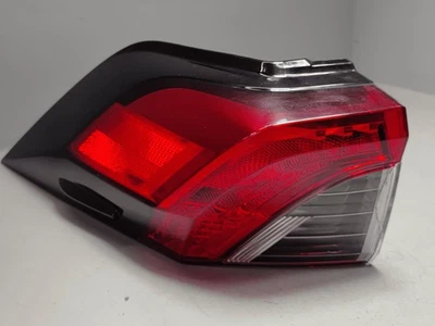 ДЕФЕКТ! Задний задний фонарь со стороны водителя для Toyota RAV4 2019-2025 годов выпуска от оригинального производителя левая сторона - Изображение 1 из 4