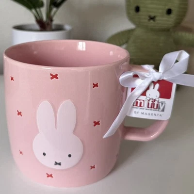 NUEVA Taza de Café Miffy Coquette Rosa Cerámica Linda Cara Miffy en Relieve Textura 3D Foto 1 de 4