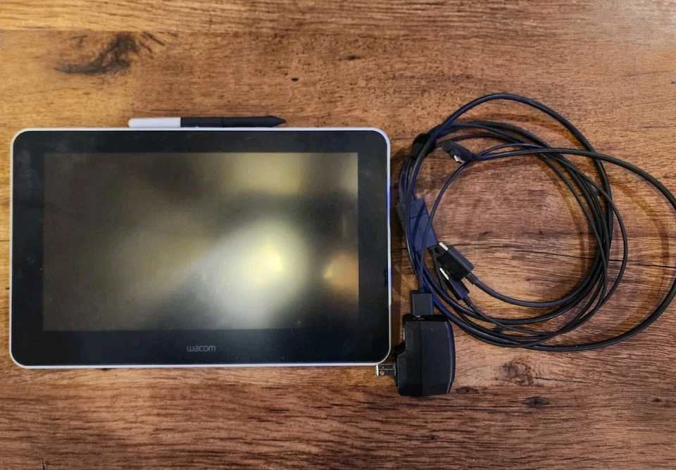 Wacom One 13,3 Zoll Grafiktablett - Flint White (DTC133W0A) - Bild 1 von 1