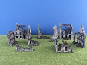 Ruinierte europäische Stadt-/Dorfhäuser im Maßstab 1/100 15 mm - Set 9 Stück für den 2. Weltkrieg - Bild 1 von 8