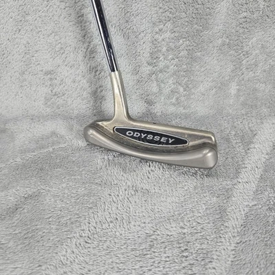 Odyssey Black Series i 6 32" Blade Putter Right Handed Tungsten - Image 1 of 4